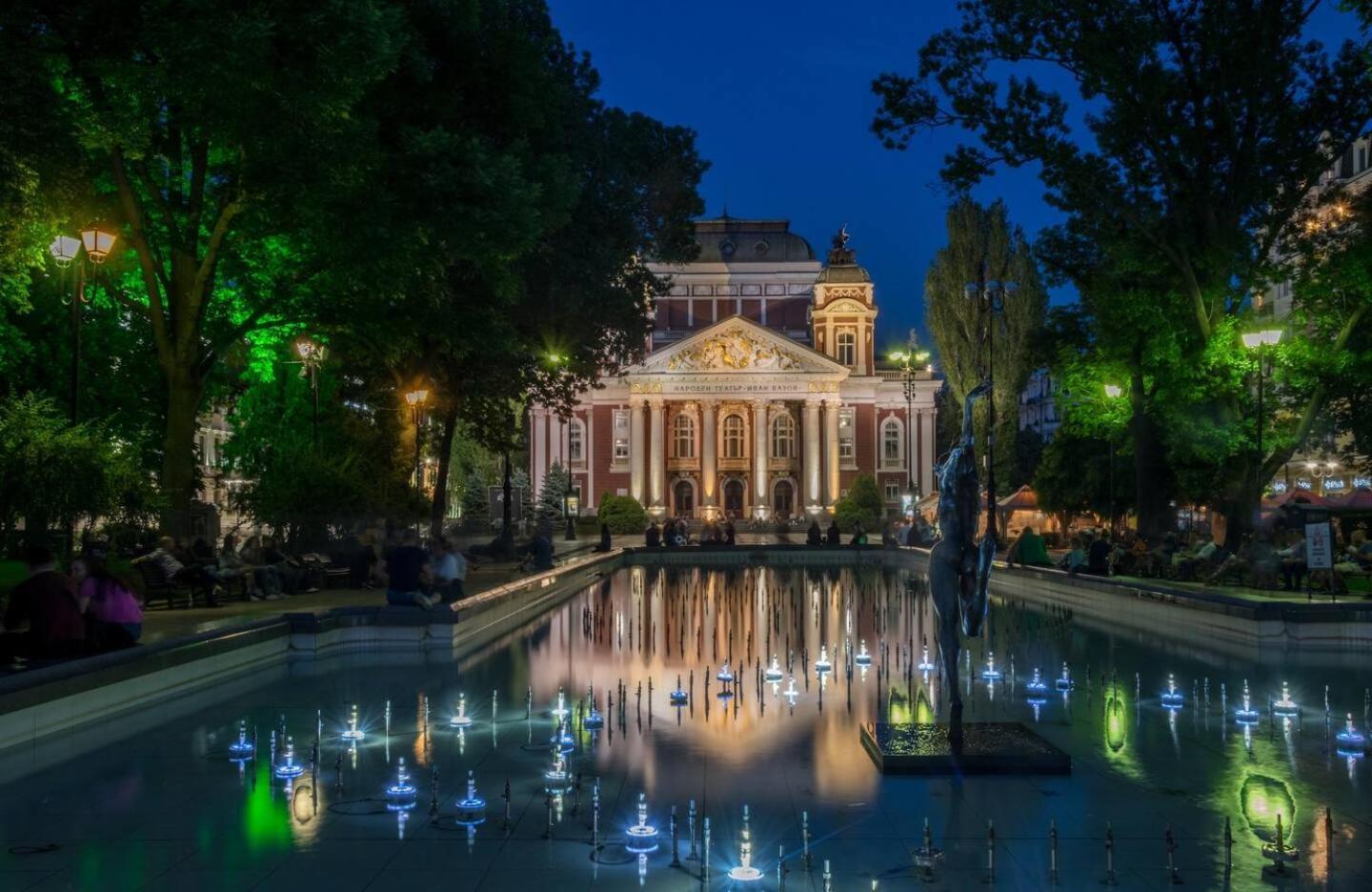 Апартаменти New, Modern And Convenient Софія Екстер'єр фото